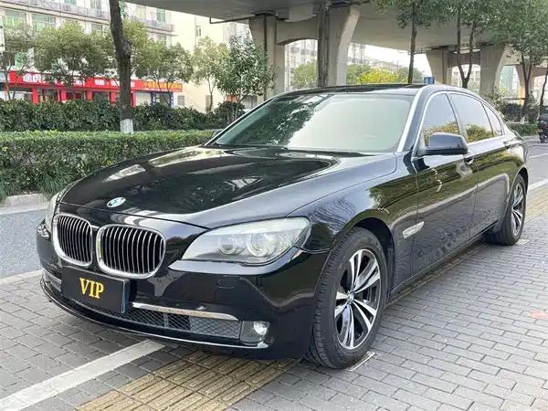 BMW 7 Series 2011