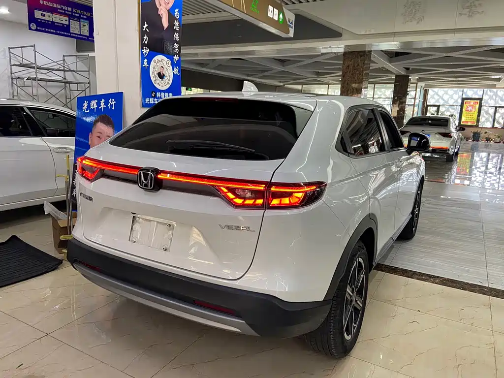 Honda Vezel 2023 — фото 4