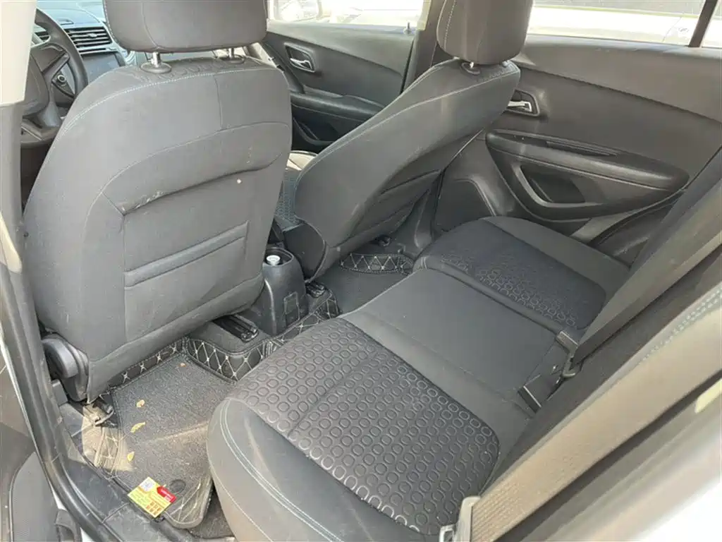 Chevrolet Trax 2015 — фото 14