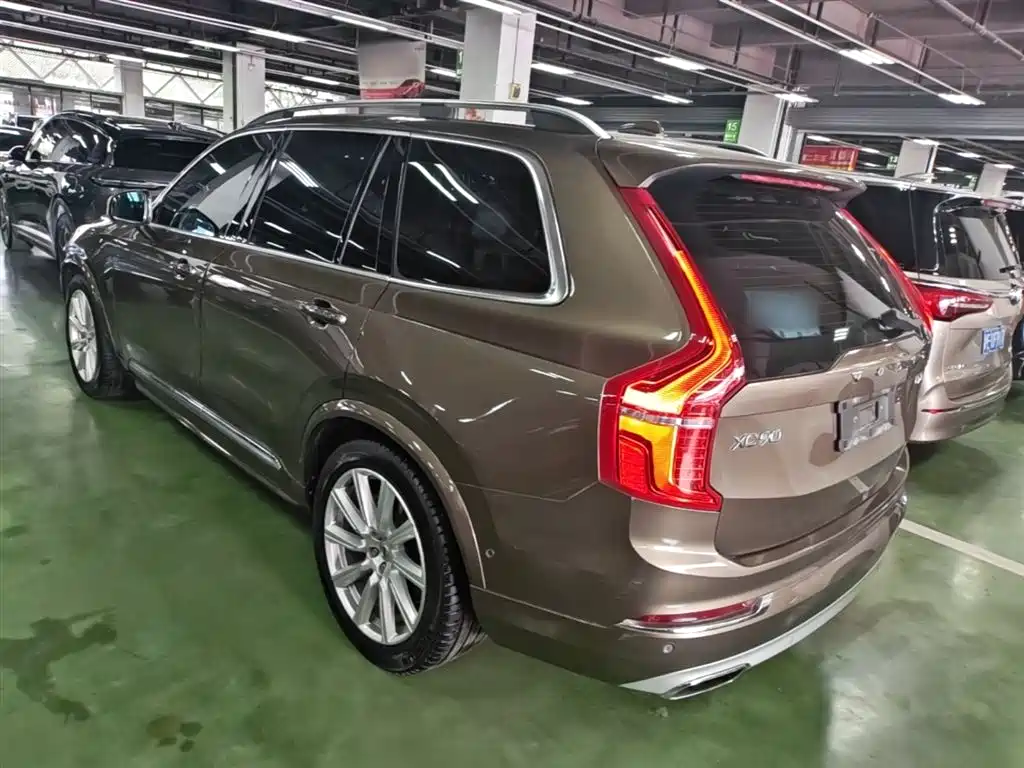 Volvo XC90 2017 — фото 5