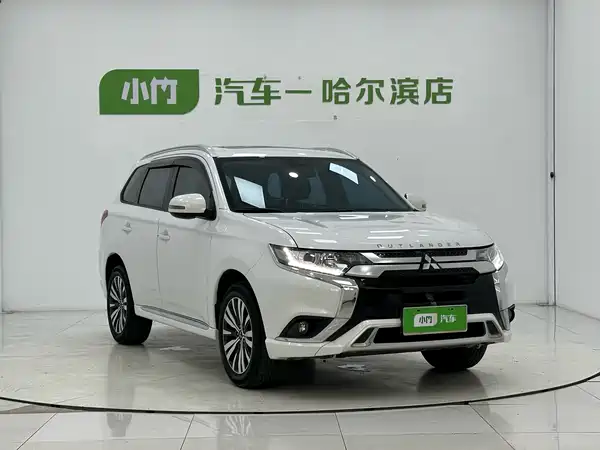 Mitsubishi Outlander 2023