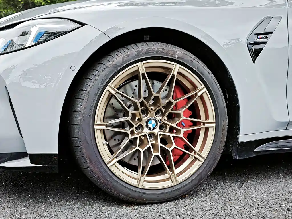 BMW M3 2025 — фото 18