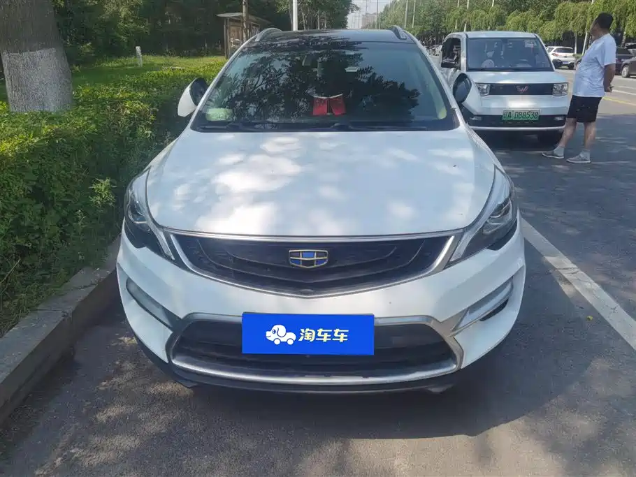 Geely Emgrand GS 2018 — фото 2