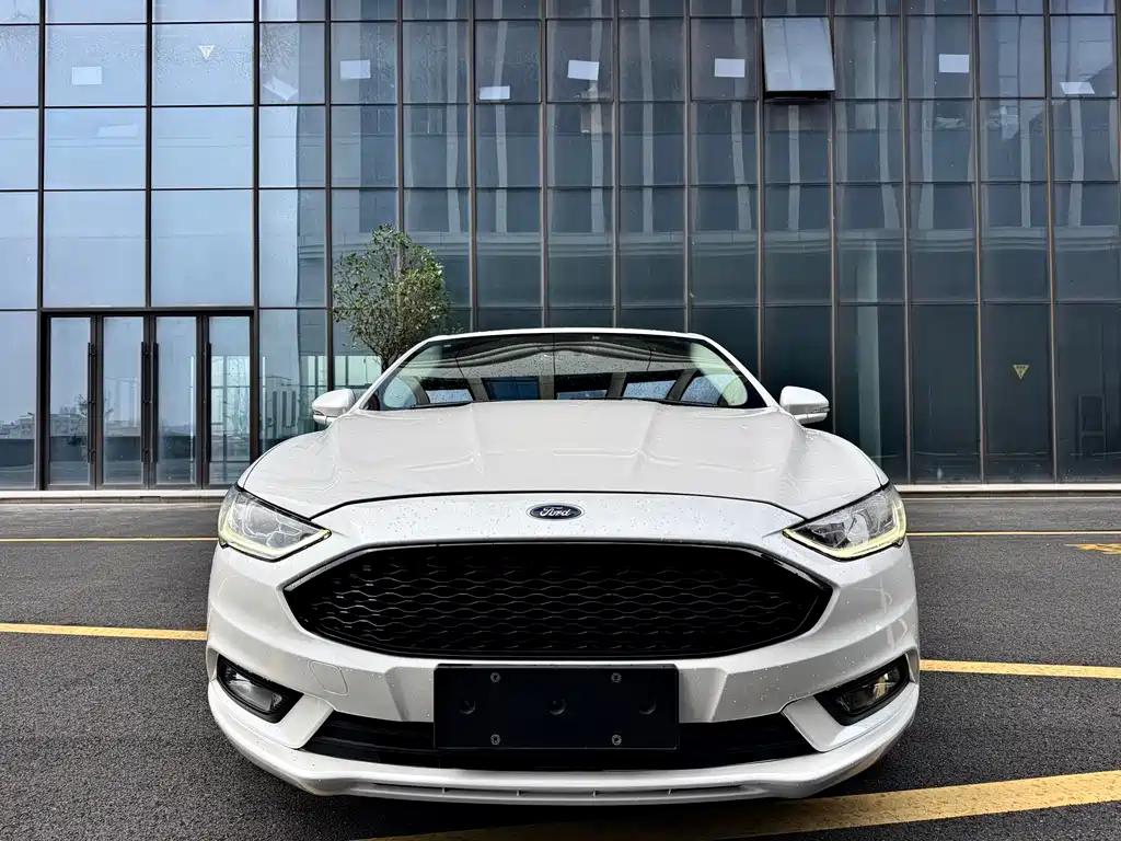 Ford Mondeo 2017 — фото 2