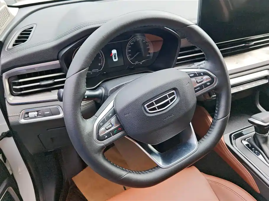 Geely Vision X6 2021 — фото 15