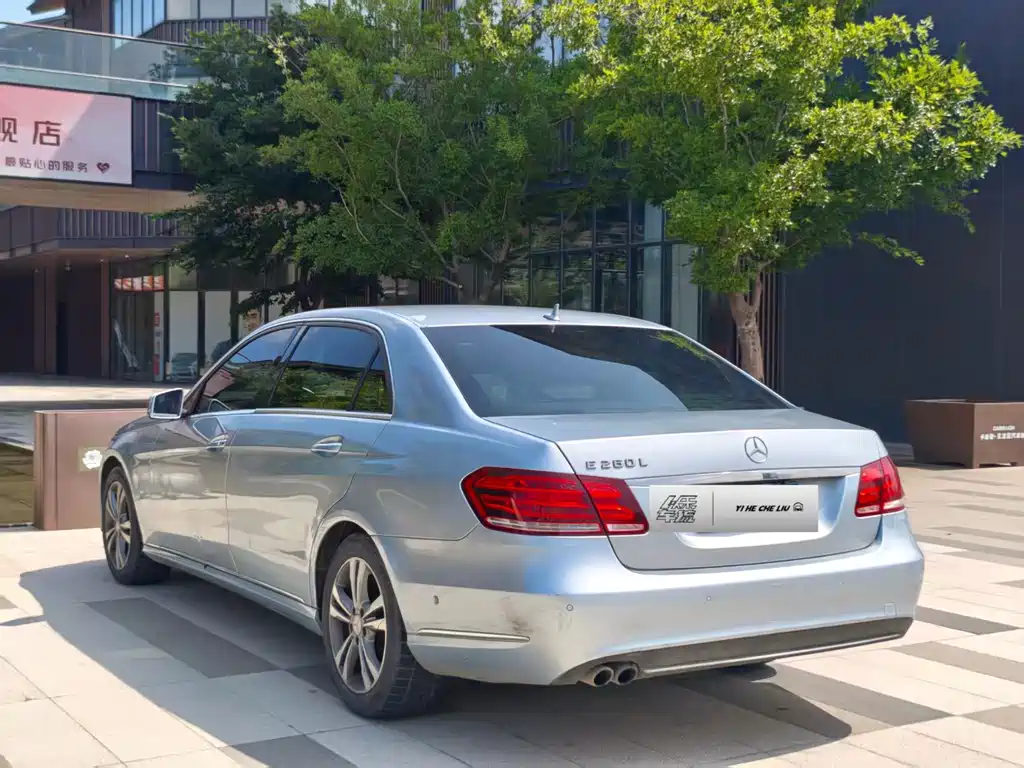 Mercedes-Benz E-Class 2013