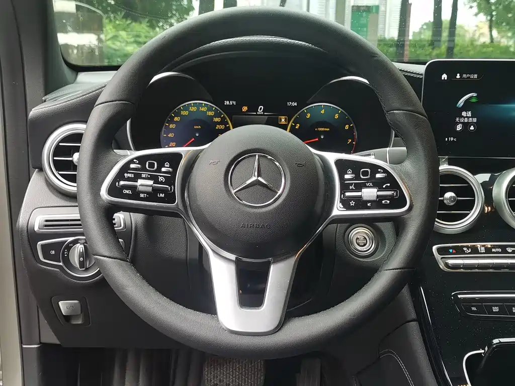 Mercedes-Benz GLC 2020 — фото 12