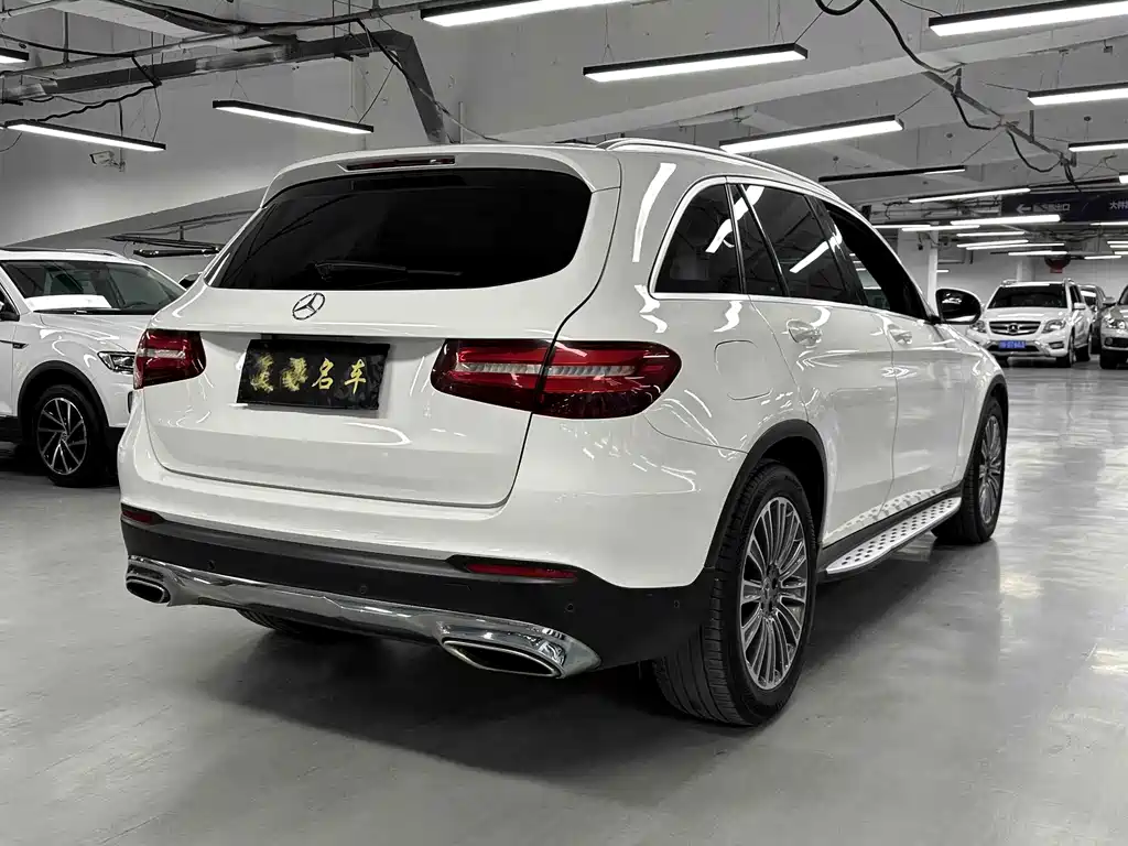 Mercedes-Benz GLC 2018 — фото 17