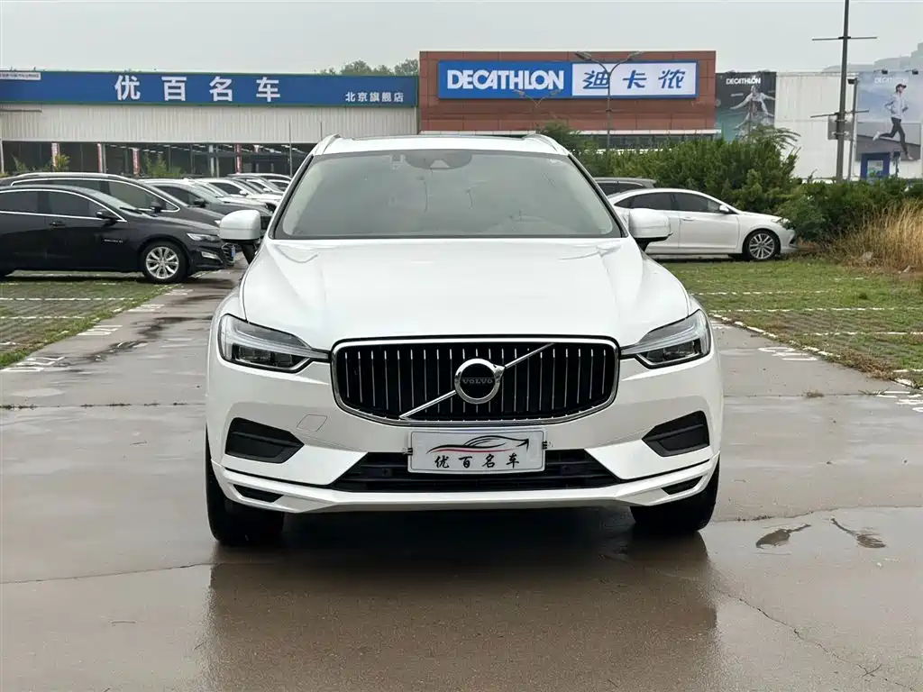 Volvo XC60 2019 — фото 16