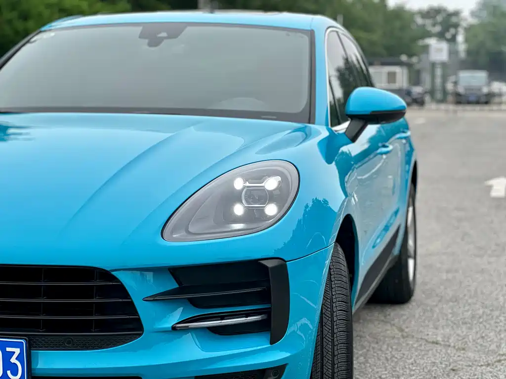 Porsche Macan 2019 — фото 48