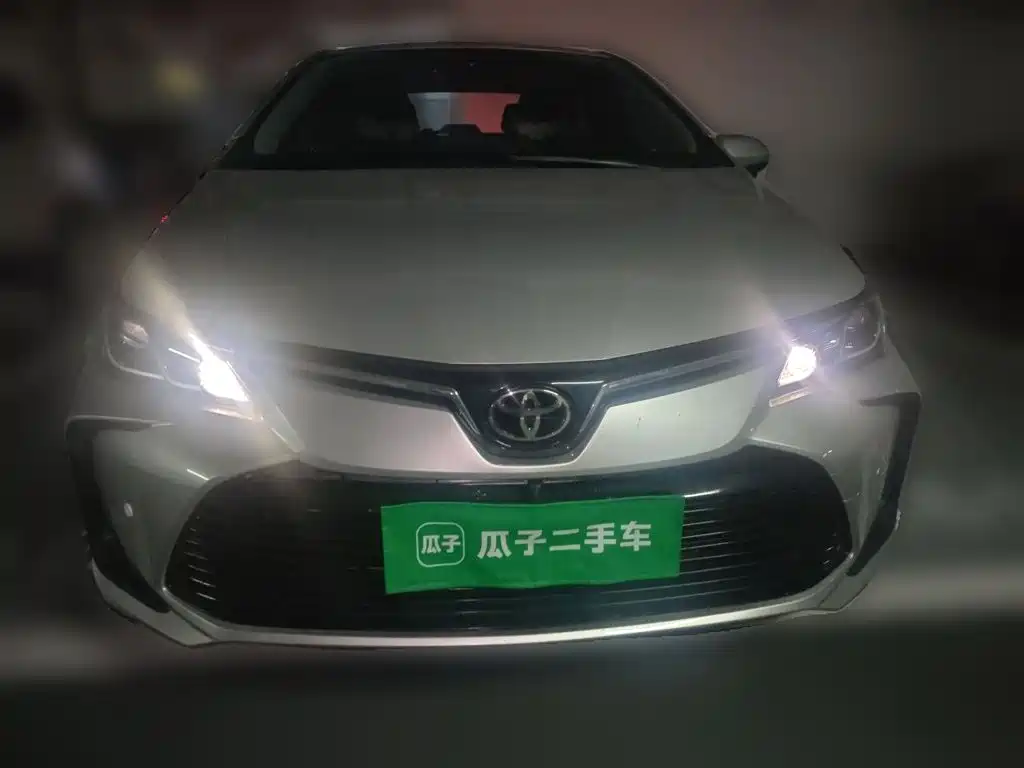 Toyota Corolla 2023 — фото 24
