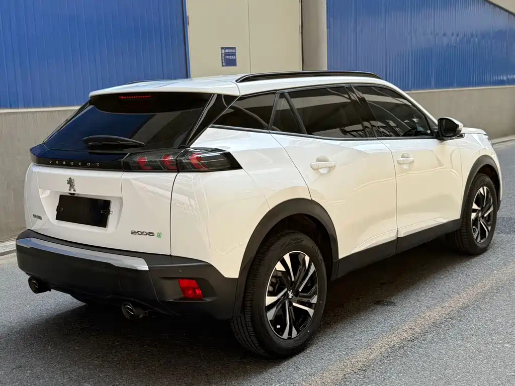 Peugeot 2008 2025