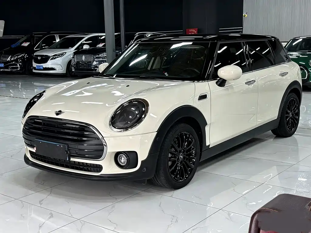 MINI Clubman 2021