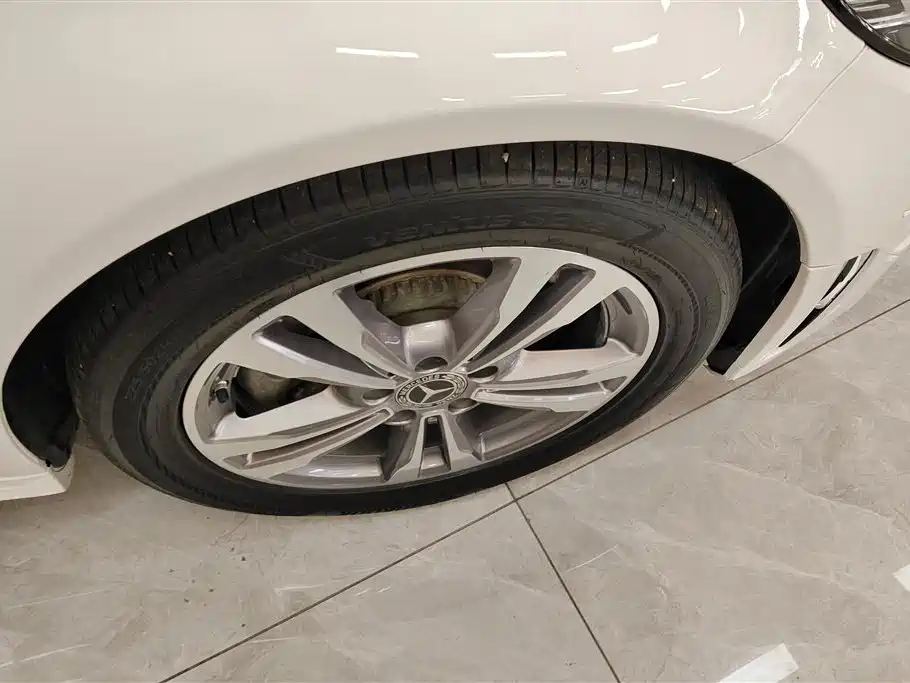 Mercedes-Benz C-Class 2020