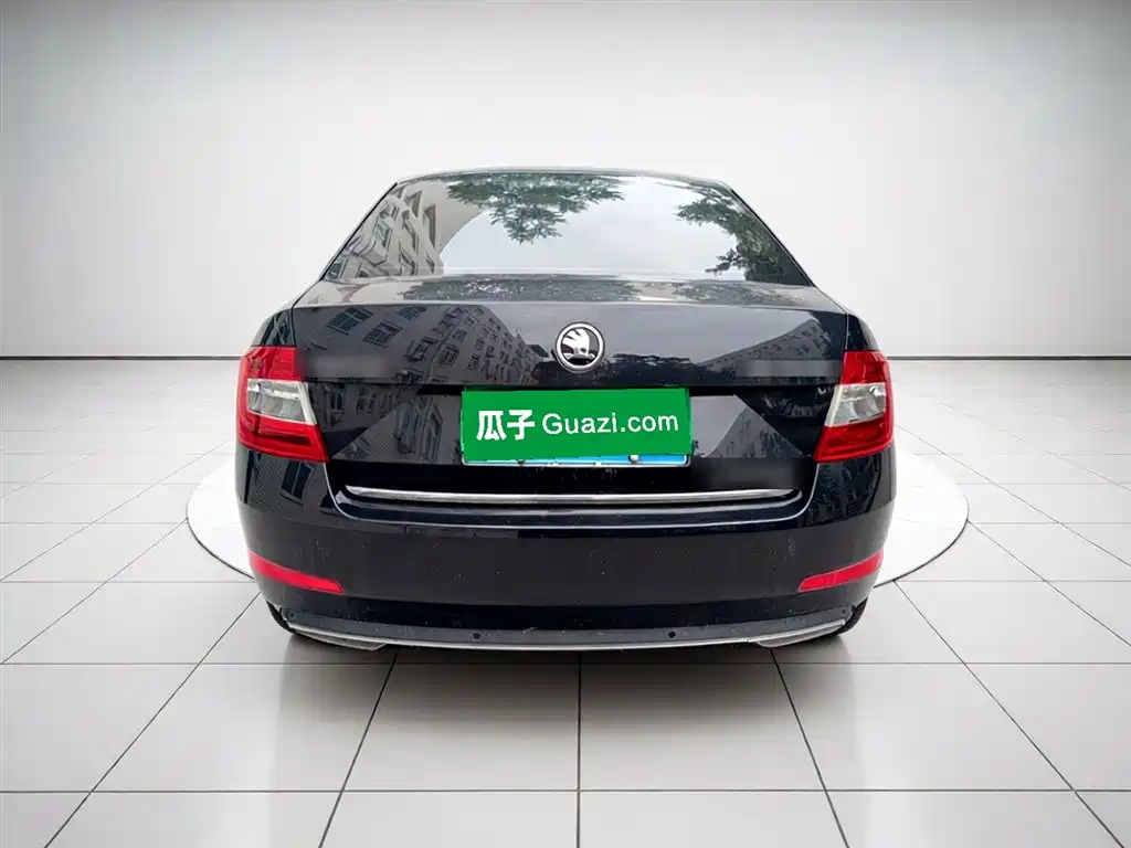 Skoda Octavia 2016 — фото 3