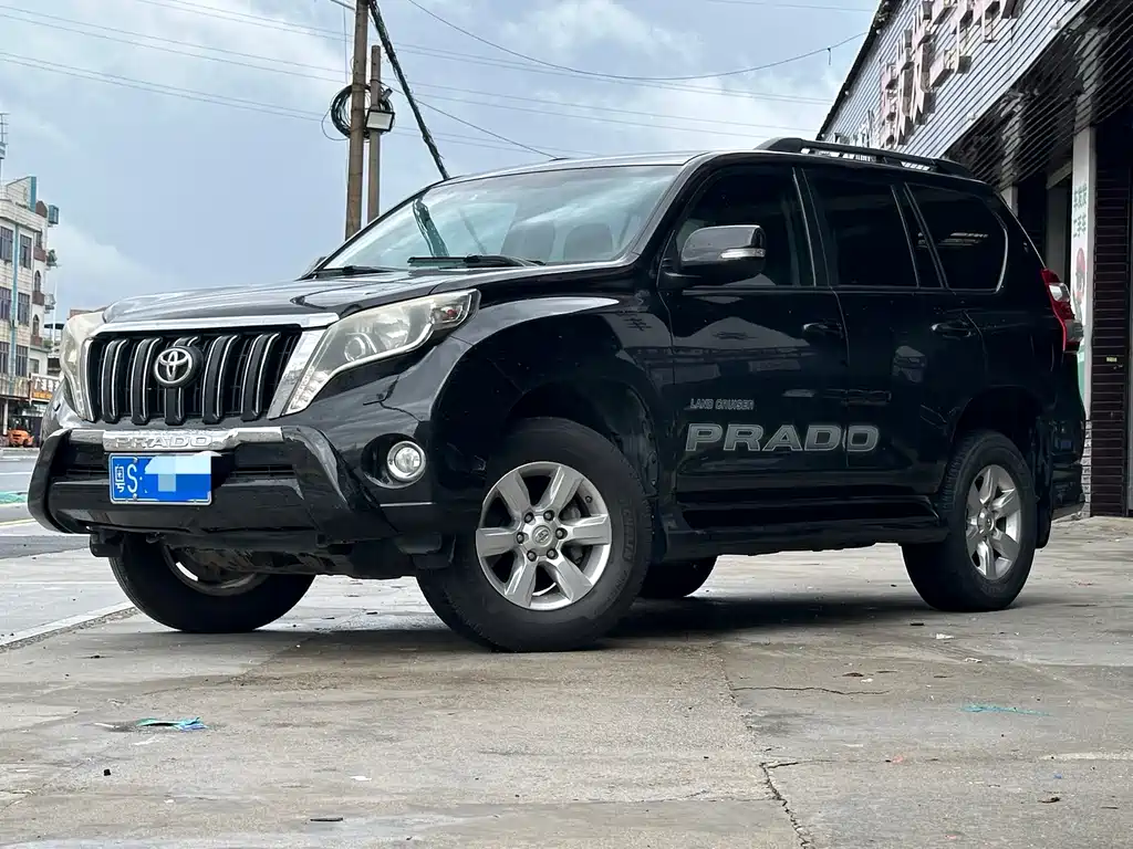 Toyota Prado 2016 — фото 1