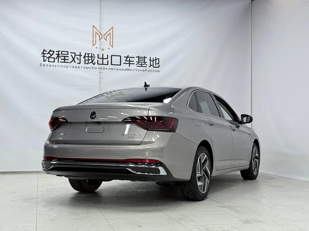 Volkswagen Sagitar 2022