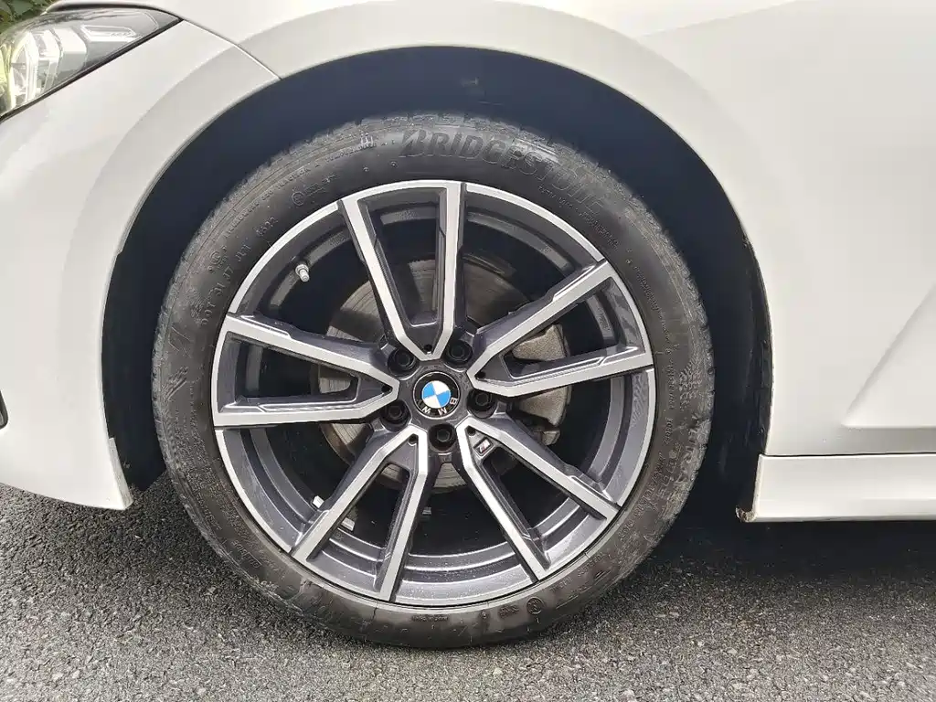 BMW 3 Series 2023