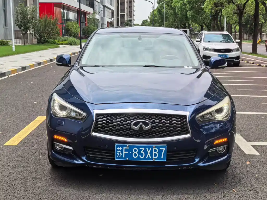 Infiniti Q50L 2017