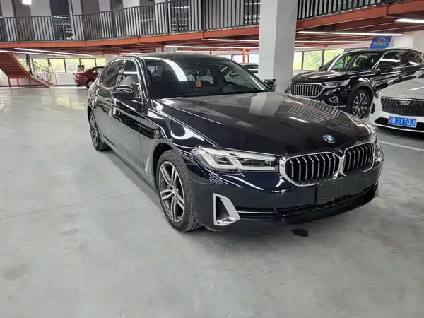 BMW 5 Series 2023