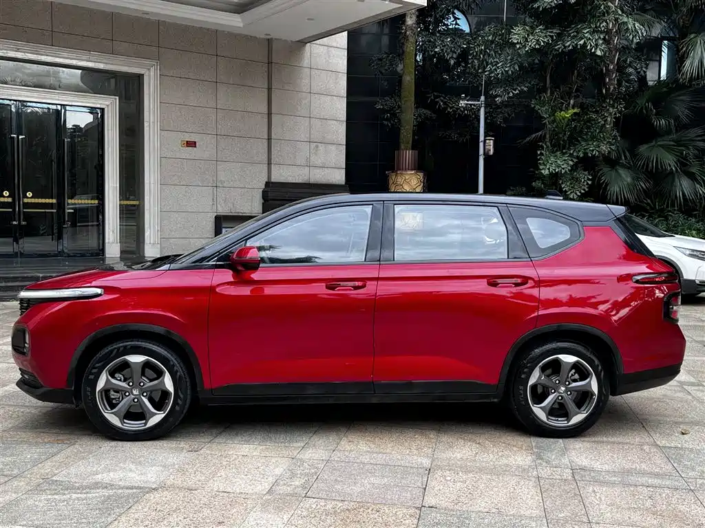 Baojun RM-5 2020 — фото 10