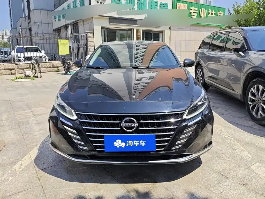 Nissan Teana 2023