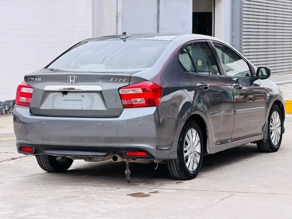 Honda City Classic 2013 — фото 14