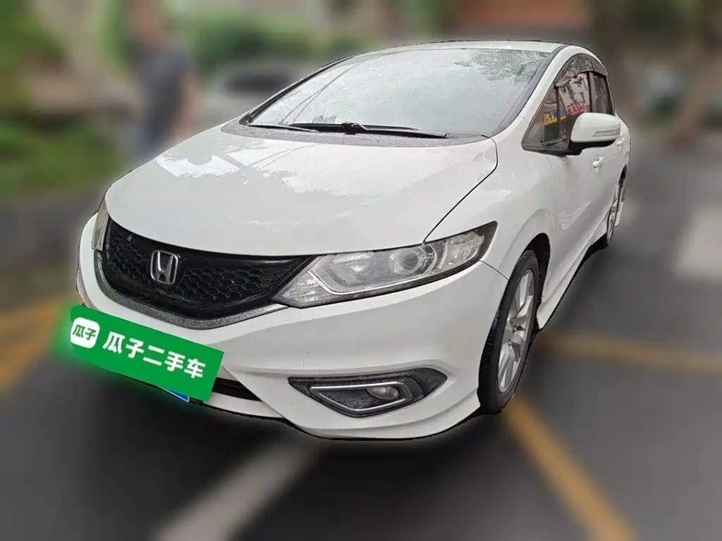 Honda Jade 2015