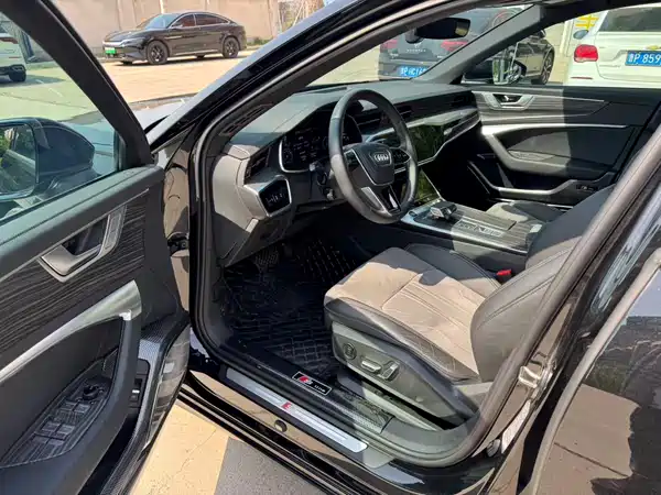 Audi A6L 2024