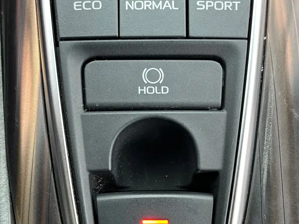 Toyota Camry 2020 — фото 21