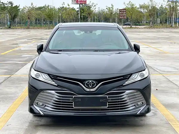 Toyota Camry 2019