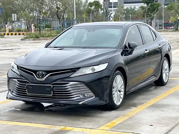 Toyota Camry 2019