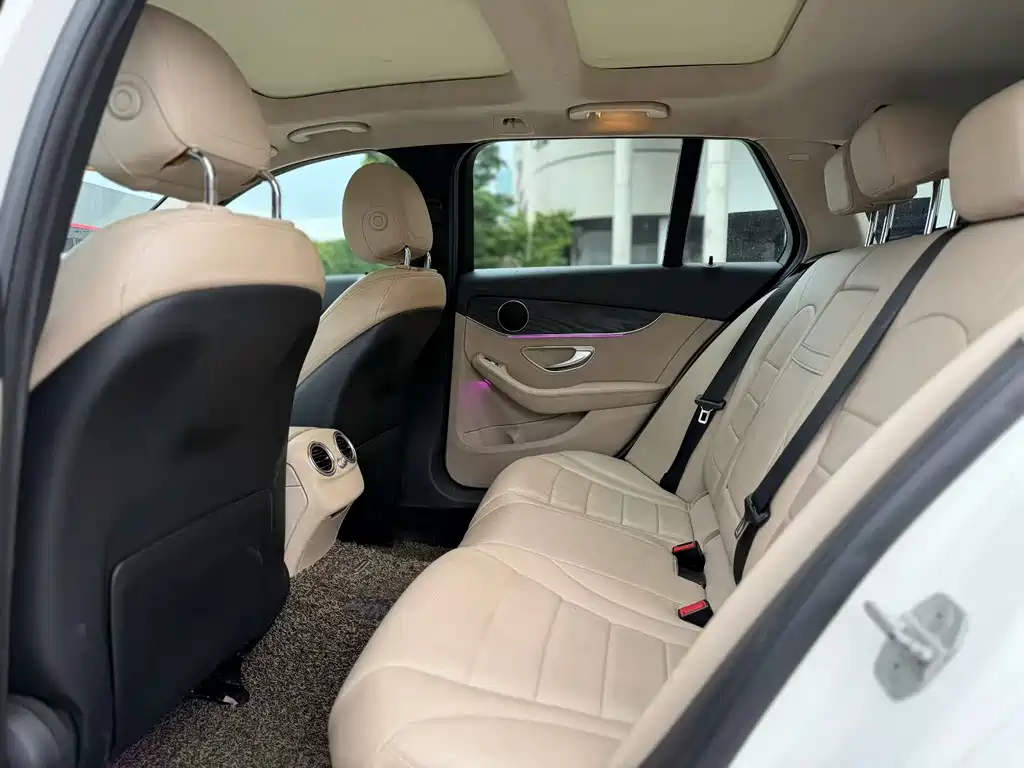 Mercedes-Benz C-Class 2015