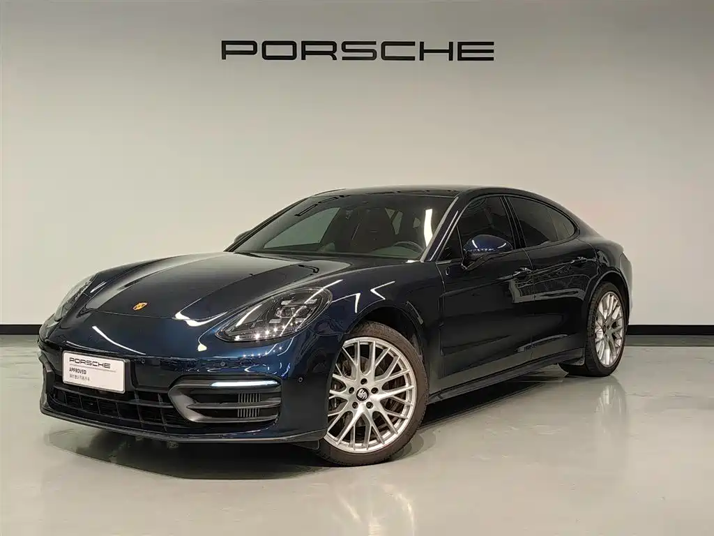 Porsche Panamera 2023 — фото 1