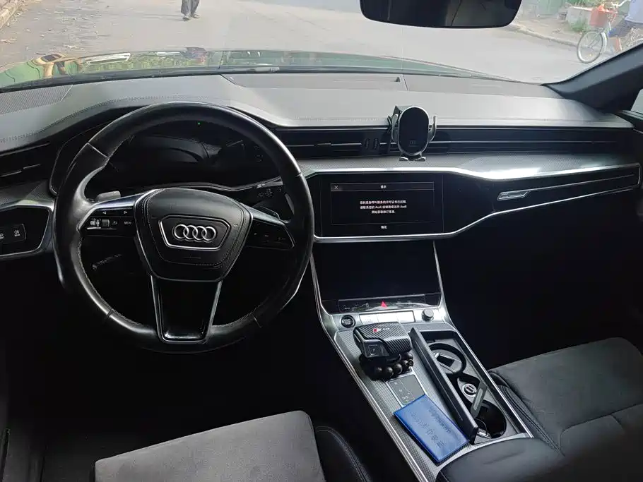 Audi A6L 2022 — фото 12