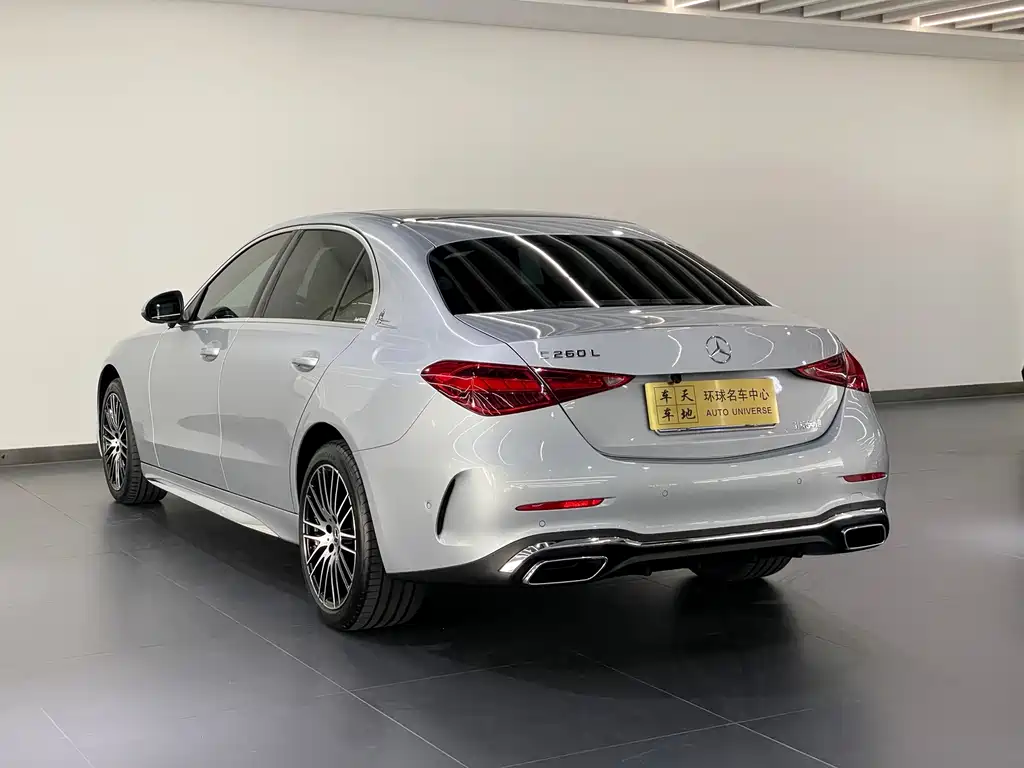 Mercedes-Benz C-Class 2023 — фото 6