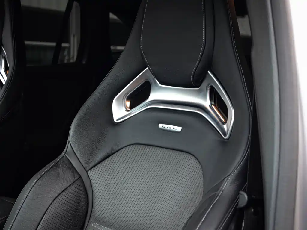Mercedes-Benz GLA AMG 2022 — фото 26