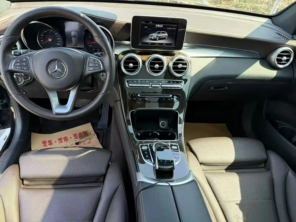 Mercedes-Benz GLC 2018 — фото 8