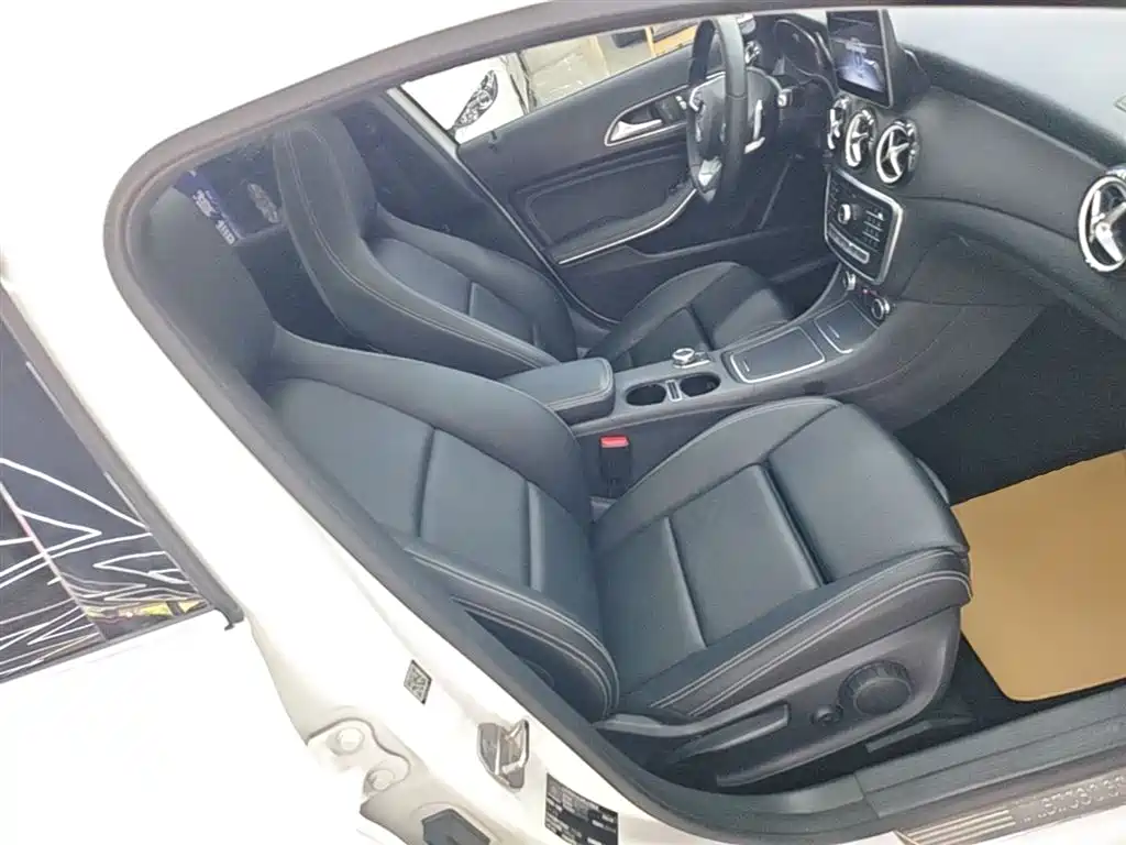 Mercedes-Benz GLA 2019 — фото 25