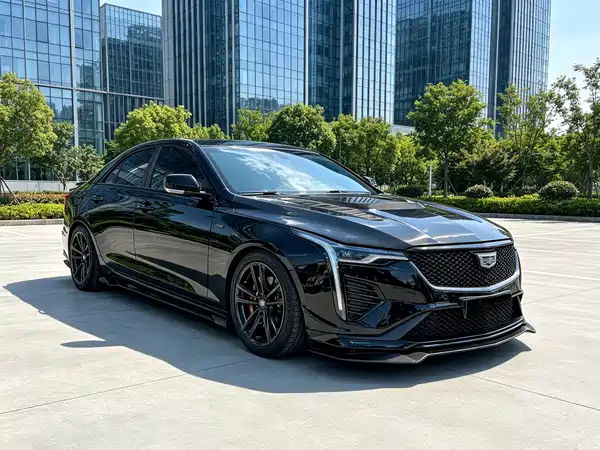 Cadillac CT4 2022