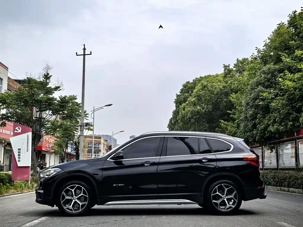 BMW X1 2017 — фото 3