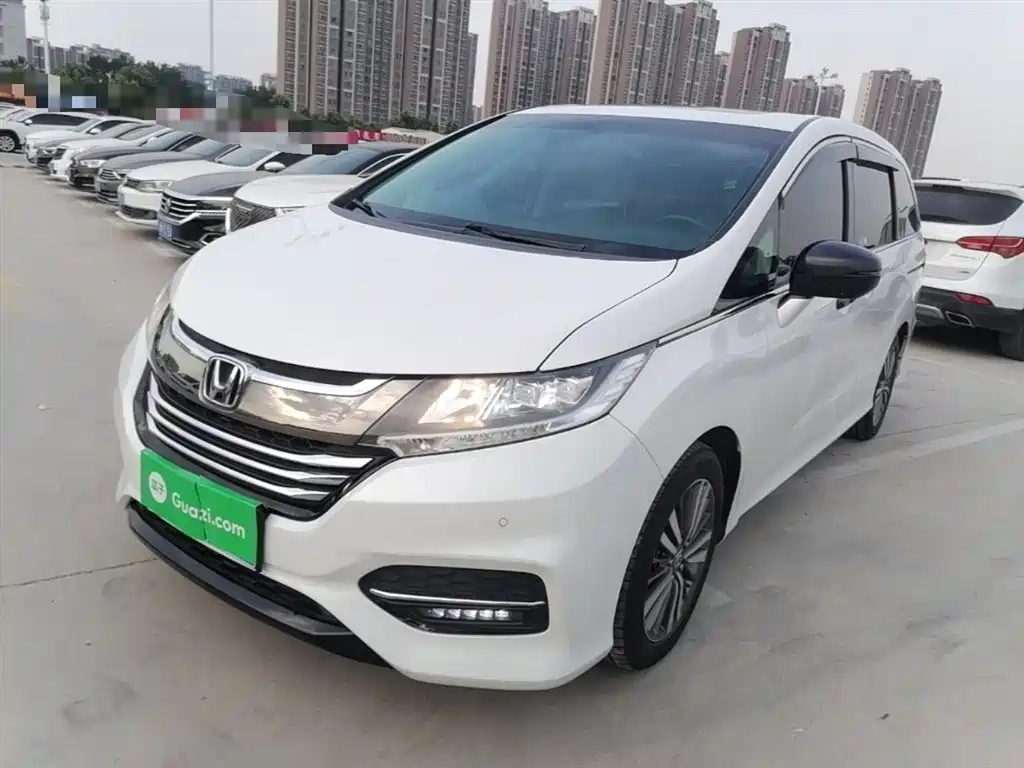 Honda Odyssey 2019 — фото 1