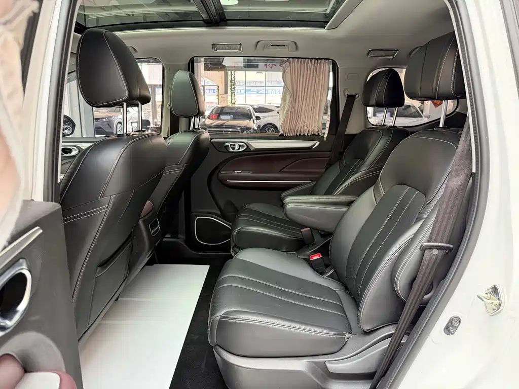 GAC Trumpchi M6 2022 — фото 14