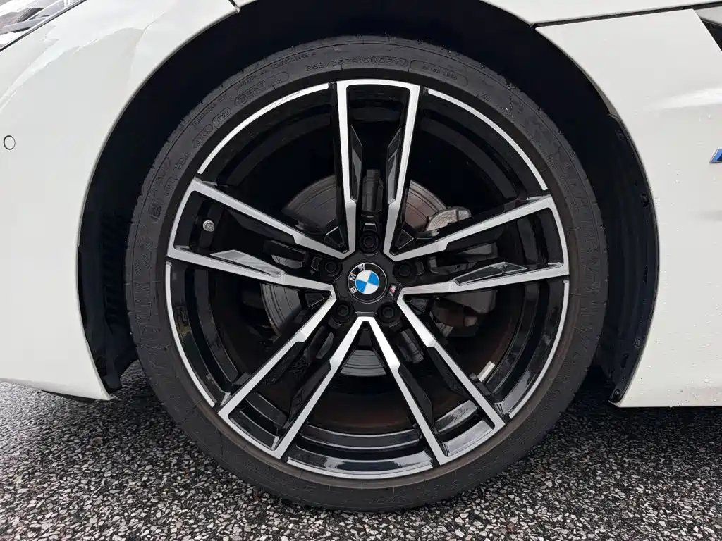 BMW Z4 2022 — фото 18
