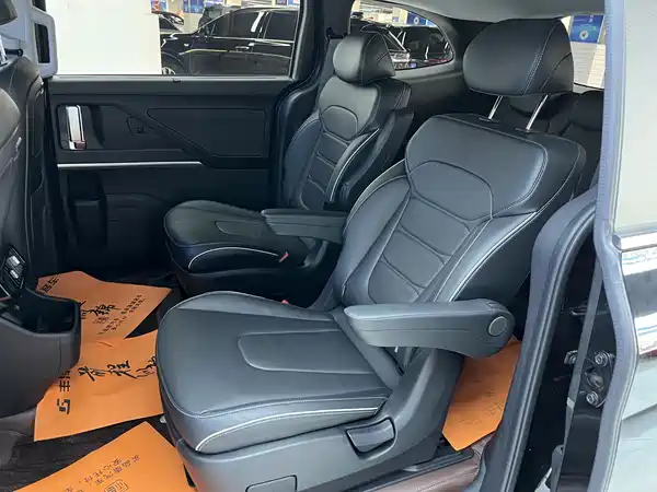 Hyundai Custin 2026