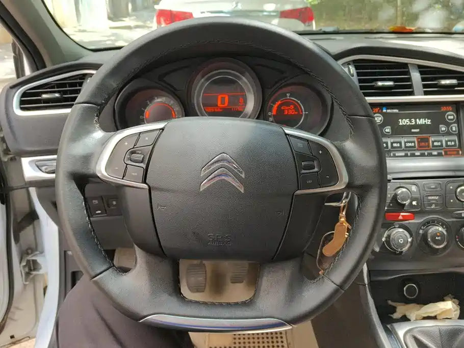 Citroën C4L 2014 — фото 15
