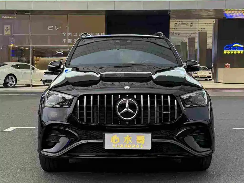 Mercedes-Benz GLE AMG 2024 — фото 1