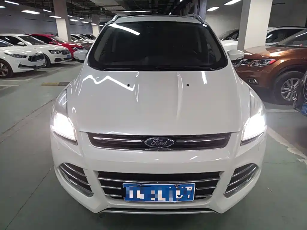 Ford Kuga 2014 — фото 3