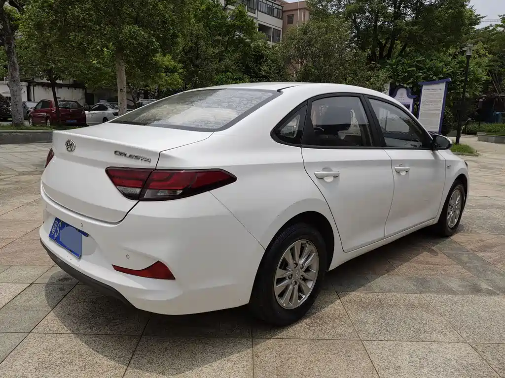 Hyundai Elantra 2018