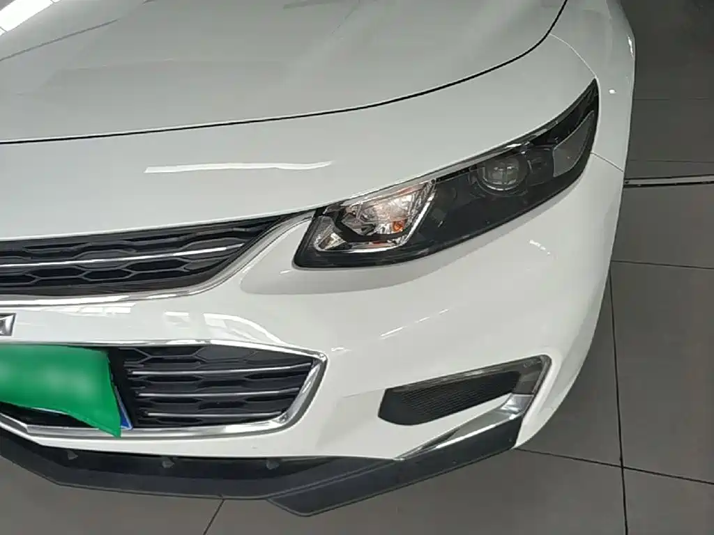 Chevrolet Malibu XL 2017 — фото 24